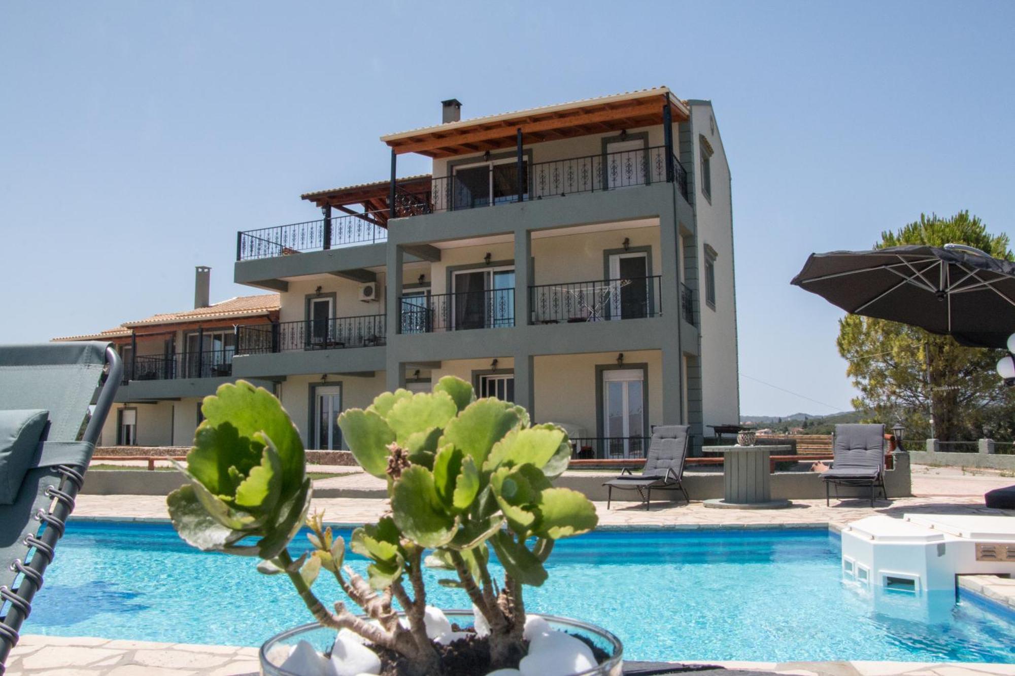 Heaven House With Pool